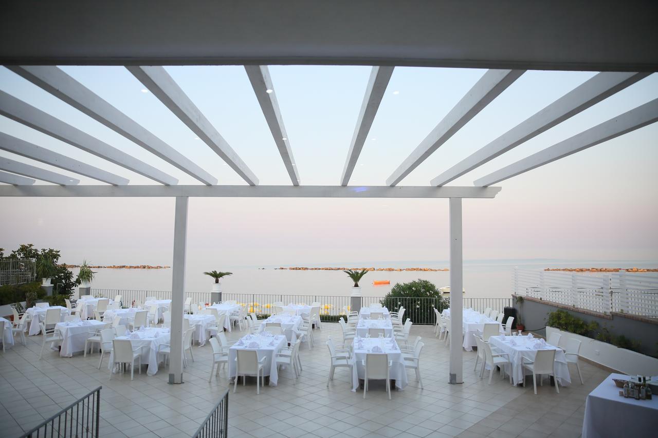 Hotel Dolce Stella Torre Melissa المظهر الخارجي الصورة